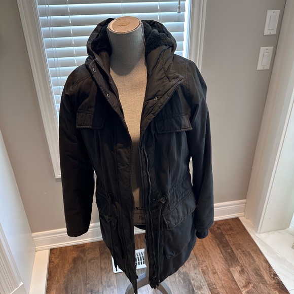 Bench Woman’s  Winter Lined Hooded Jacket 💙 - Picture 9 of 9